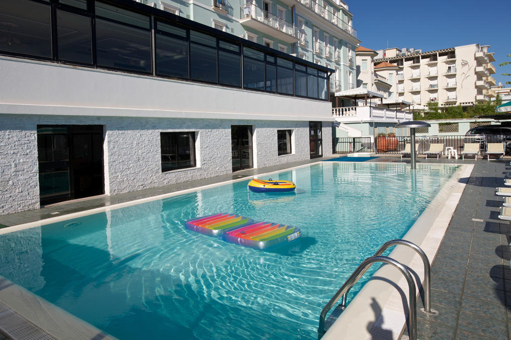 Hotel Garden Cattolica Exterior foto